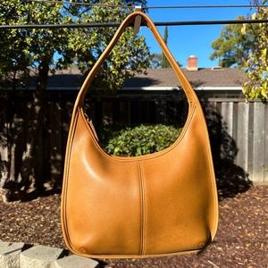 Vintage Coach Ergo 9025 Zip Bag Toffee